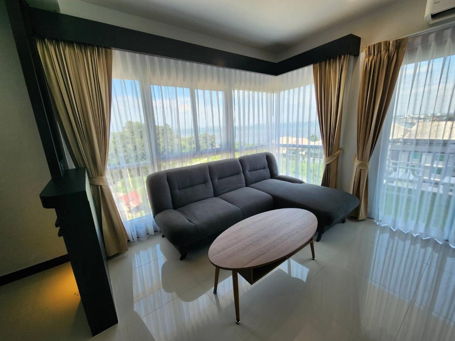 Lhc Hotel And Resort Pattaya Esterno foto