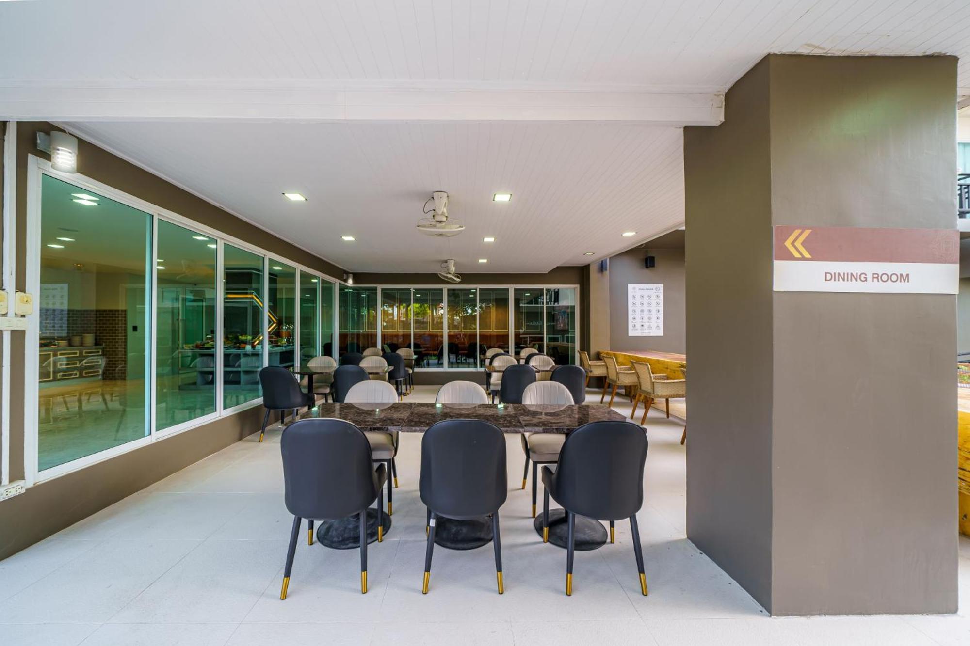 Lhc Hotel And Resort Pattaya Esterno foto