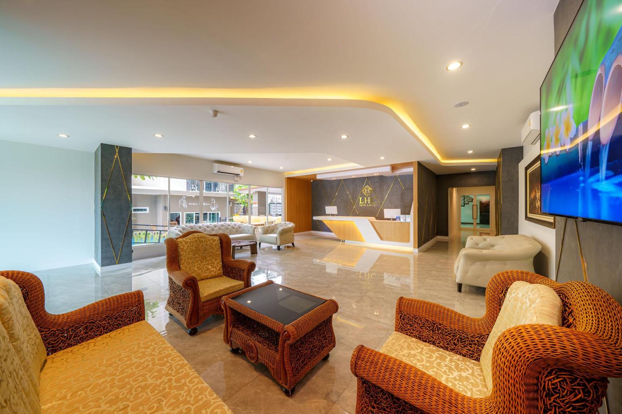 Lhc Hotel And Resort Pattaya Esterno foto