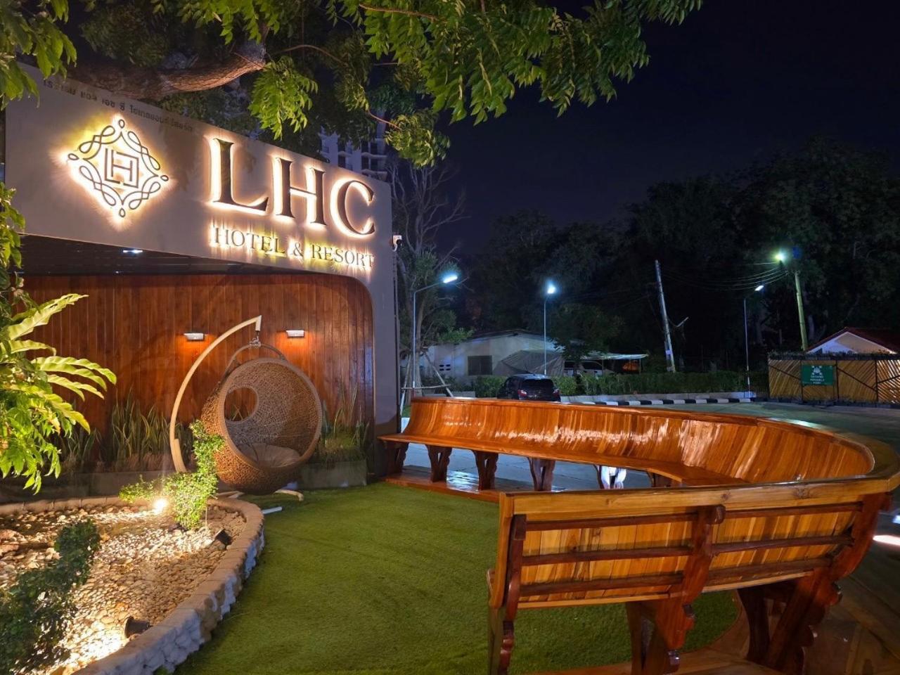 Lhc Hotel And Resort Pattaya Esterno foto