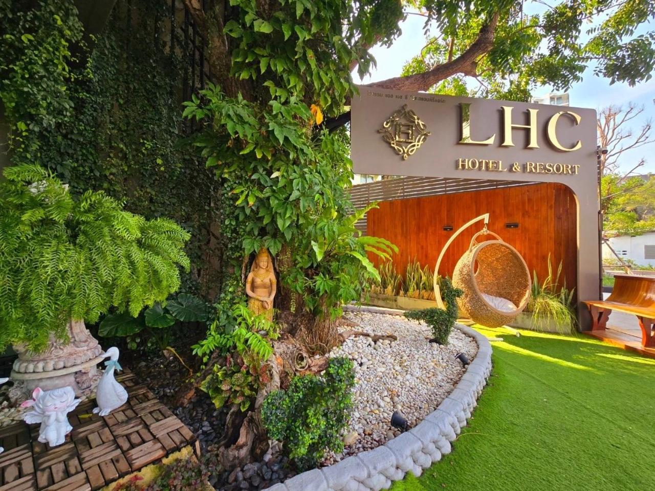 Lhc Hotel And Resort Pattaya Esterno foto
